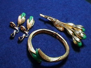 Kramer bracelet, brooch, earring Parure